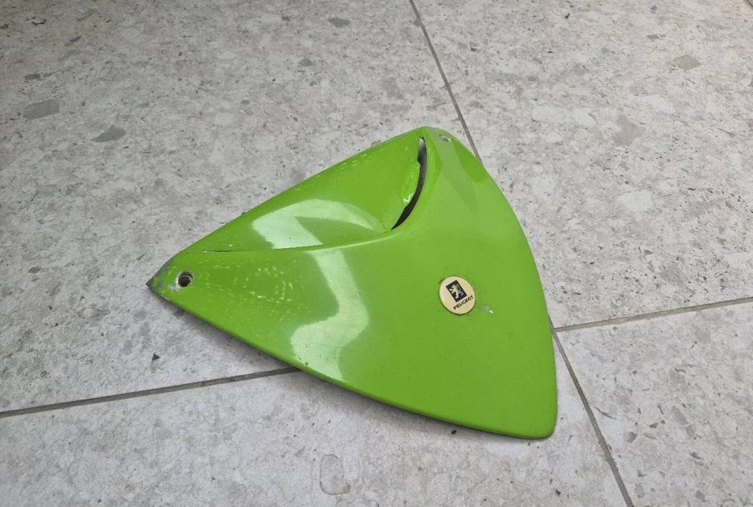 Sprednja plastika za Peugeot Speedfight 2 — zelena