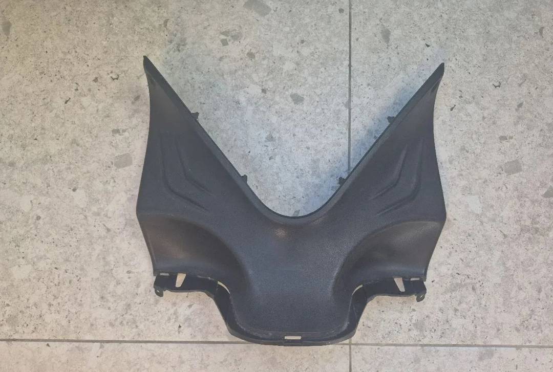 Plastika za Piaggio Fly 125 4T 3V — crna