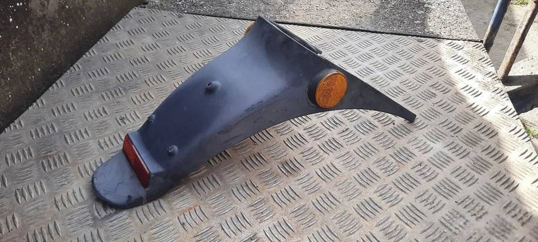 Kennzeichenhalter für Piaggio Free