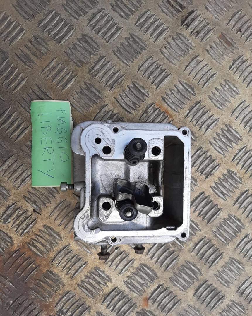 Glava motora sa ventilima za Piaggio Liberty 125