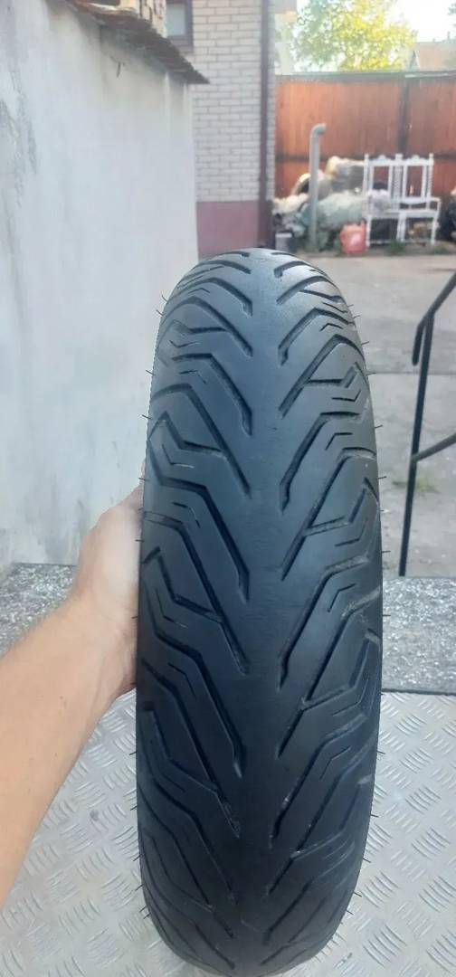 Michelin City Grip 140/70-16 scooter tire