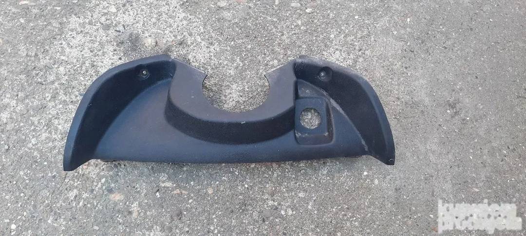 Verkleidungsteil Nr. 37 für Yamaha Majesty 125/150 — schwarz