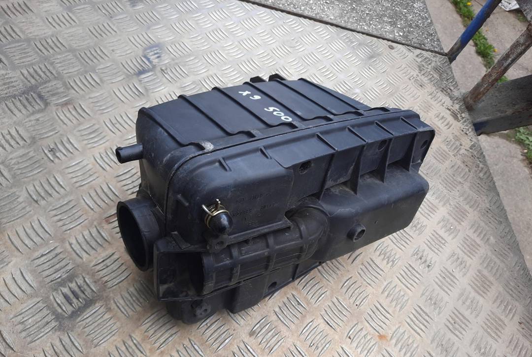 Air filter box for Piaggio X9 500