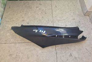 Lijeva bočna plastika za Piaggio Fly 125 4T 3V — tamnoplava — Novi Sad