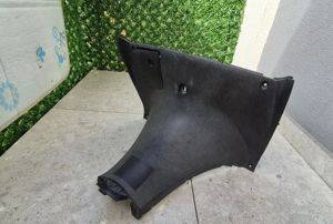 Plastika br. 41 za Yamaha Majesty 125/150 — crna — Novi Sad