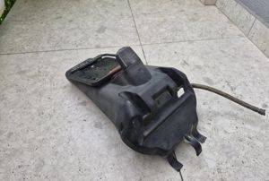 Nosač tablice sa svetlom za Yamaha Majesty 125/150 — Novi Sad