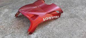 Spodnja plastika (korito) za Peugeot Speedfight — rdeča — Novi Sad