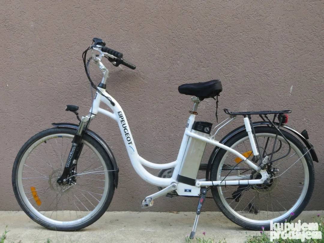 Električni bicikl Peugeot 26" — aluminijski okvir 47 cm, 7 brzina Shimano, disk-kočnice