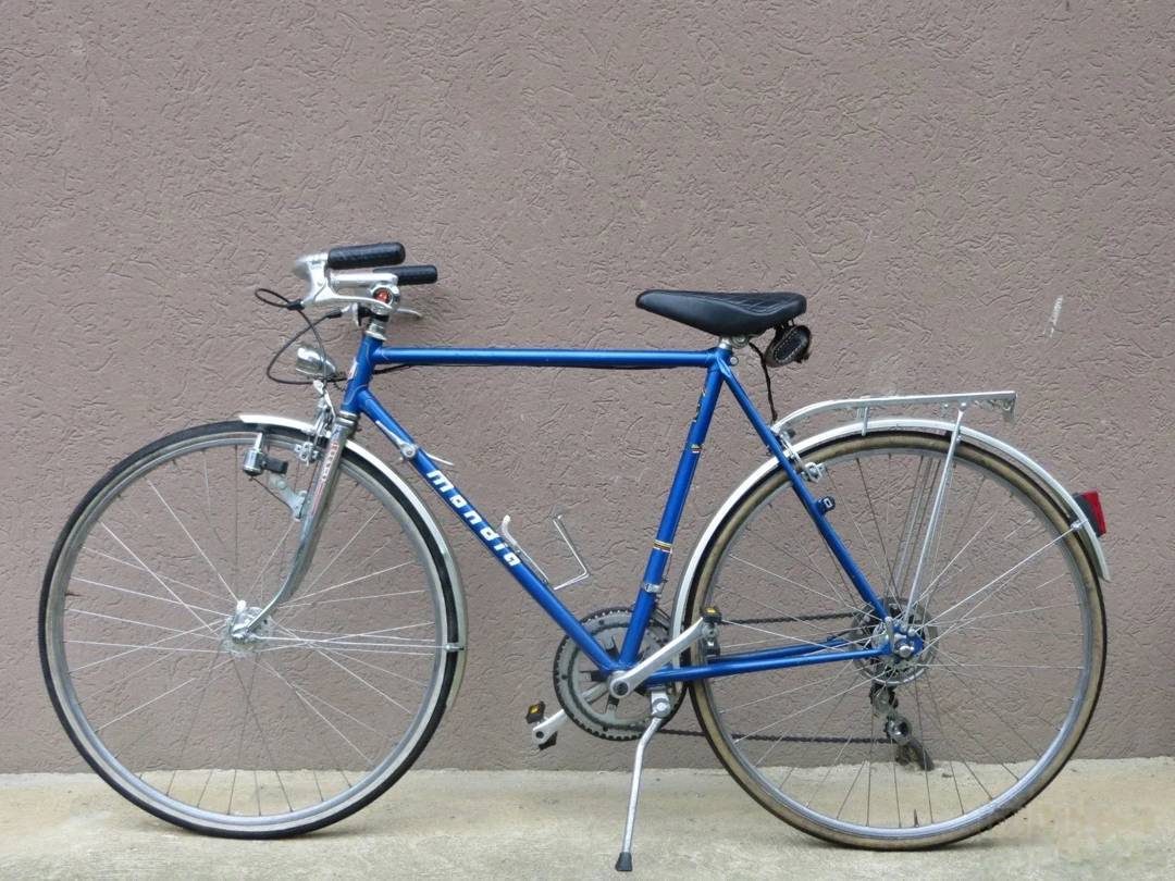 Vintage bicikl Mondia 28" — 12 brzina, okvir 56 cm