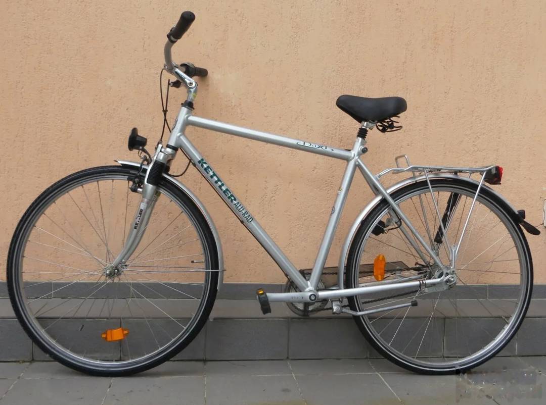 Mestno kolo Kettler Alu-Rad 28" — moški aluminijast okvir, 7 prestav SRAM S7