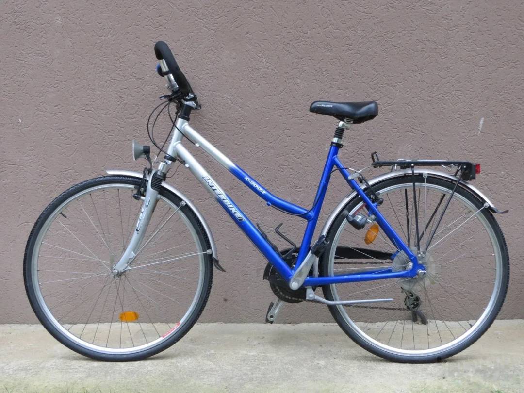 Trekking bicikl Interbike C-2002 28" — aluminijski okvir 54 cm, 24 brzine Shimano