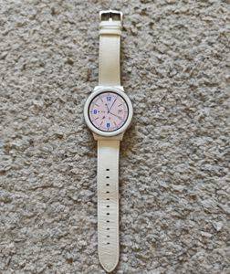 Huawei Watch GT 3 Pro (43 mm, weiße Keramik) — Beograd