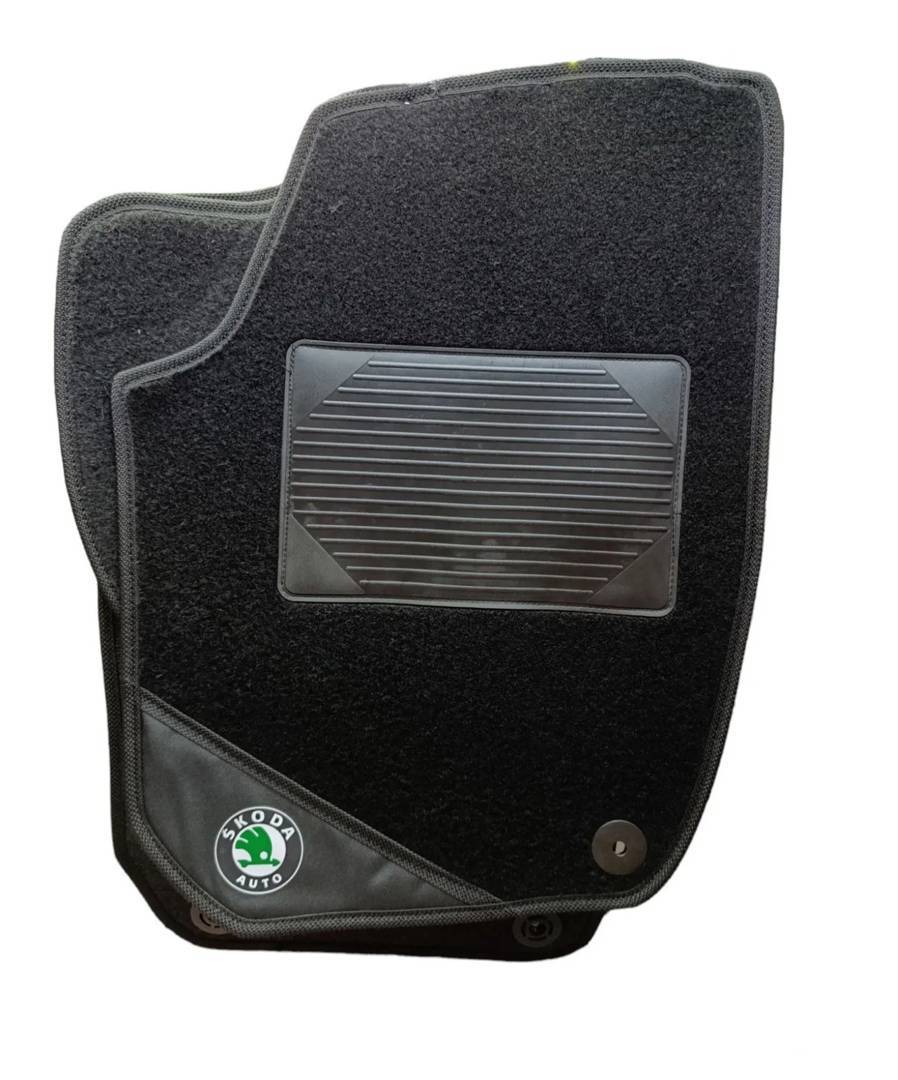 Car mats for Škoda Fabia 2 — rubber and carpet