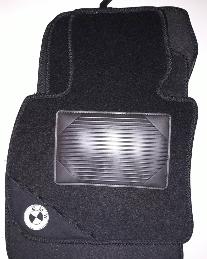 Fußmatten für BMW X1 F48 — Gummi und Textil