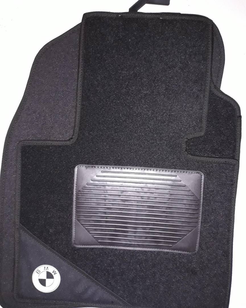 Мокетни стелки за BMW X5