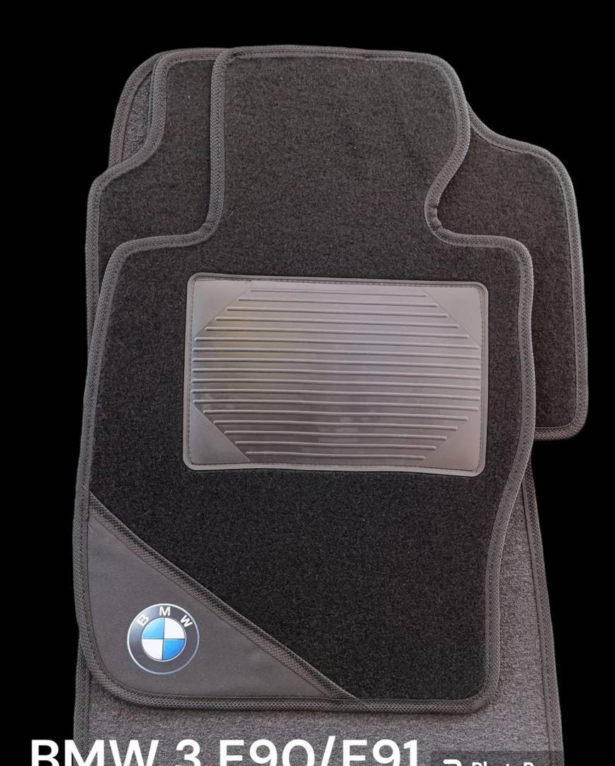 Covorașe pentru BMW 3 E91 — de cauciuc și textile