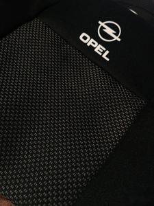 Halb-maßgefertigte Sitzbezüge — Opel — Subotica