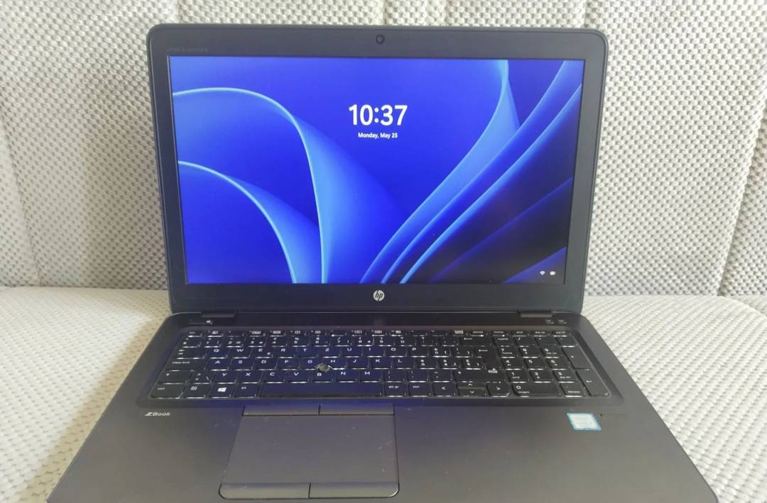 HP ZBook 15u G4 laptop — i7 7500U, 16 GB RAM, 500 GB SSD