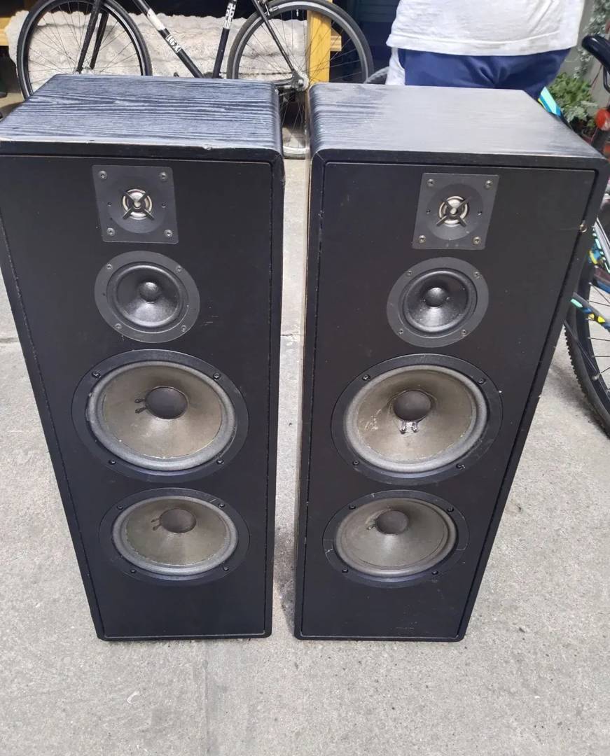 Quadral Allsonic SL 202 speakers