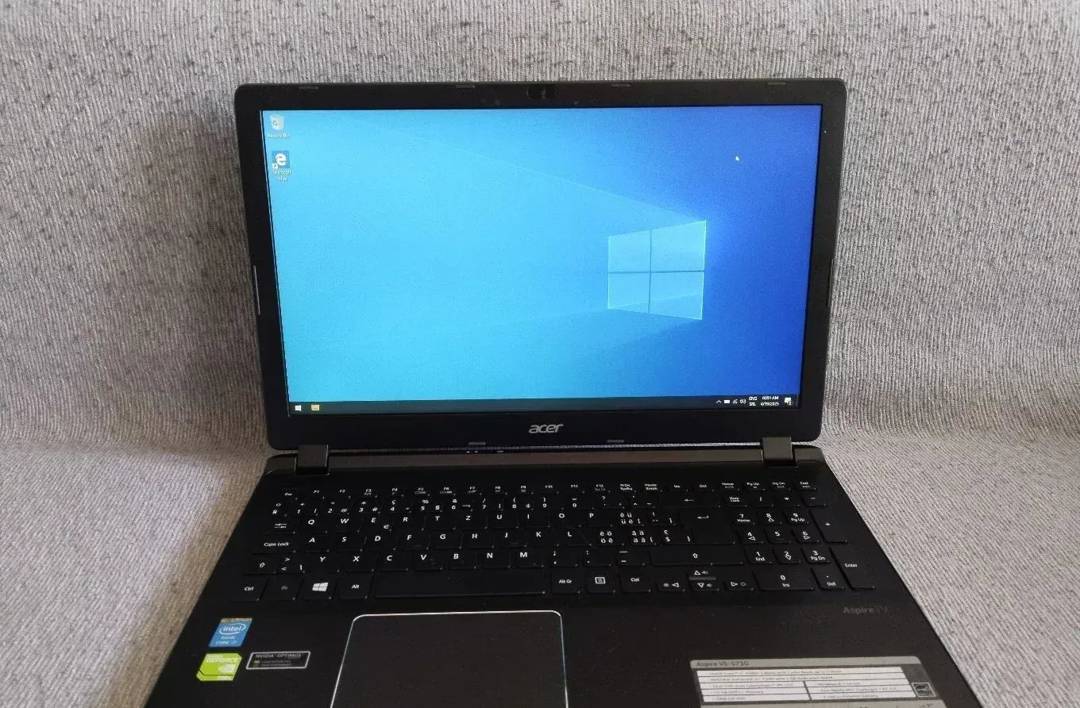 Laptop Acer Aspire V5-573G — i7 4500U, 12 GB RAM, 256 GB SSD