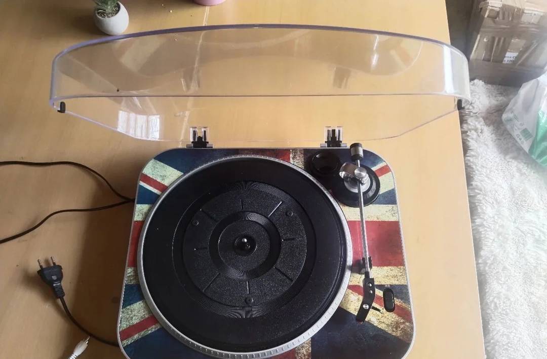 Gramofon Qonix TTL-1880