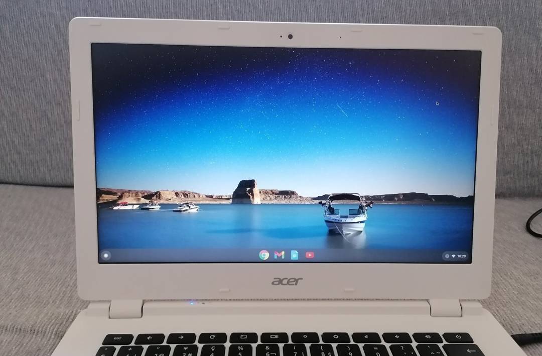 Laptop Acer Chromebook 13 CB5-311 — 4 GB RAM, 32 GB