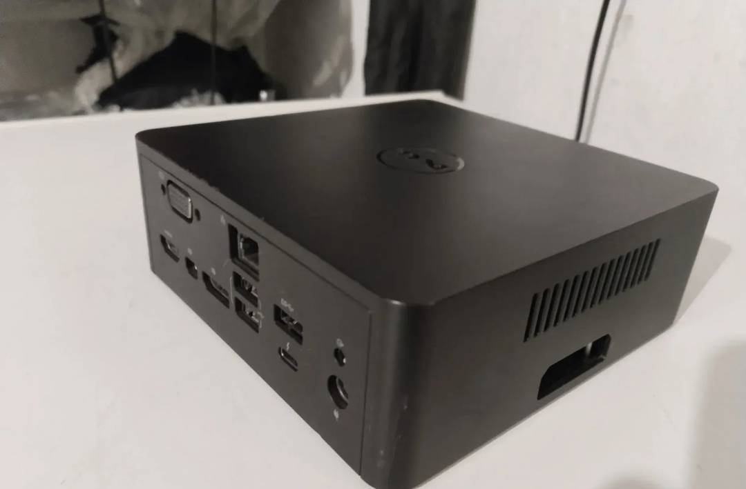 Dell TB16 priključna stanica
