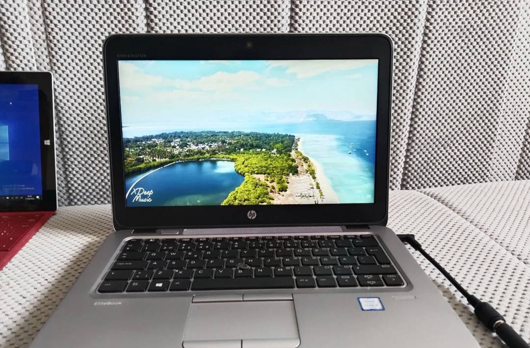 Prenosnik HP EliteBook 820 G3 — i5 6200U, 8 GB RAM, 500 GB HDD
