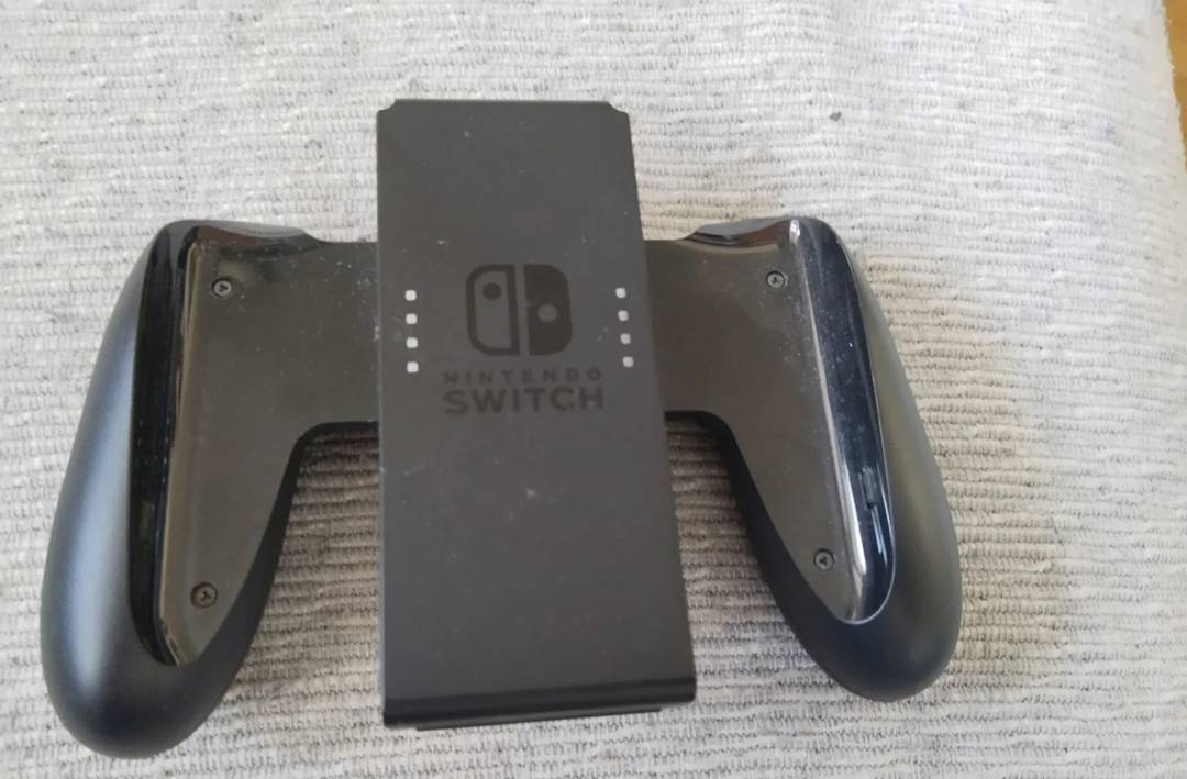 Joy-Con grip Nintendo HAC-011