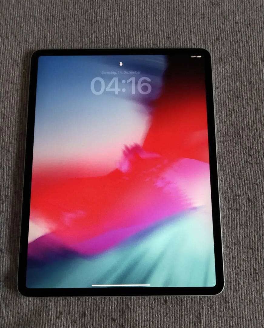 Tablet Apple iPad Pro 12,9" (3. generacija) A1895 (neispravan)