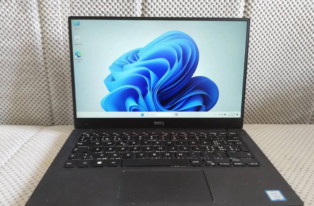 Laptop Dell XPS 13 9360 — i5 7200U, 8 GB RAM-a, 128 GB SSD