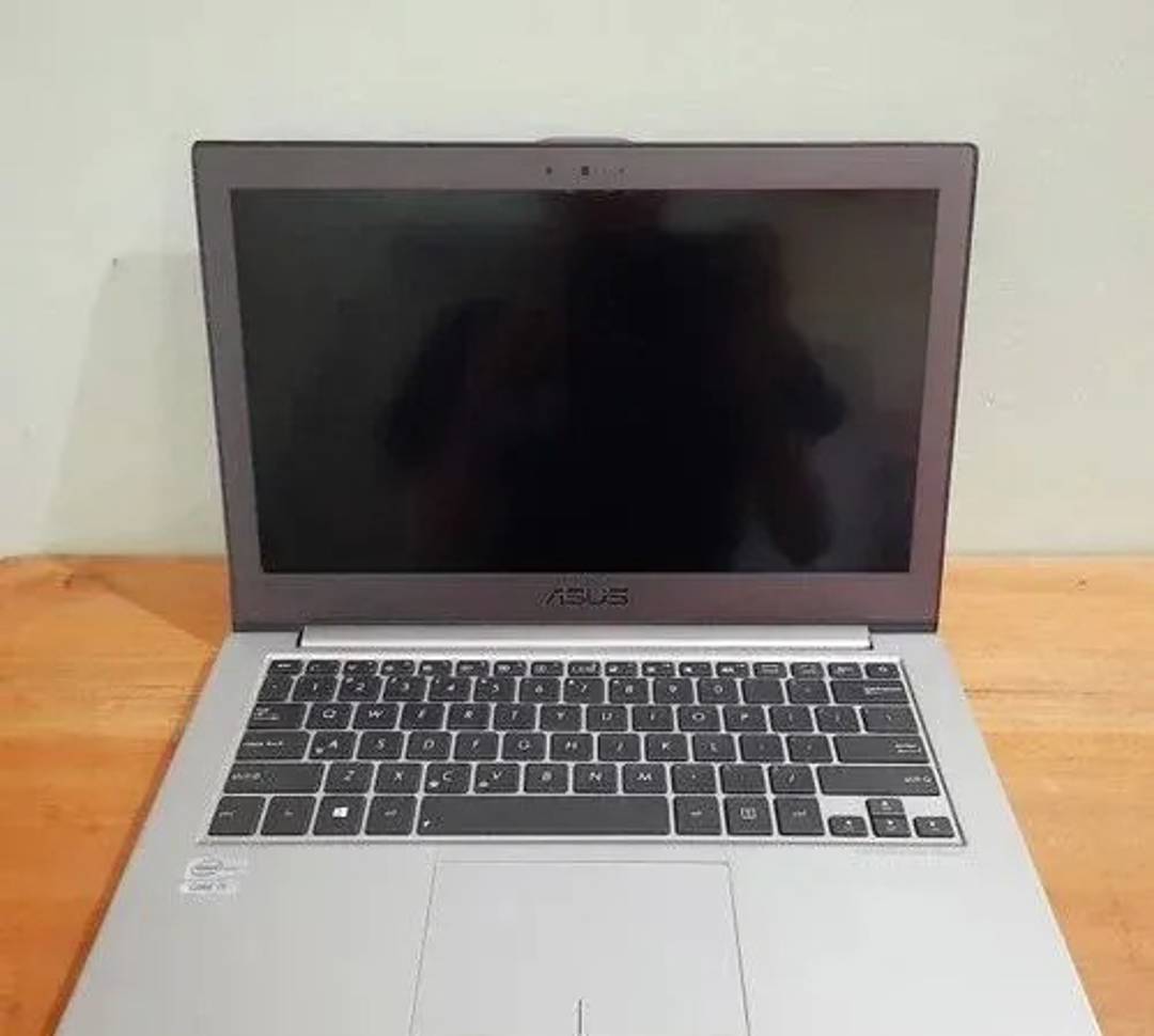 Части за лаптоп ASUS ZenBook UX32V