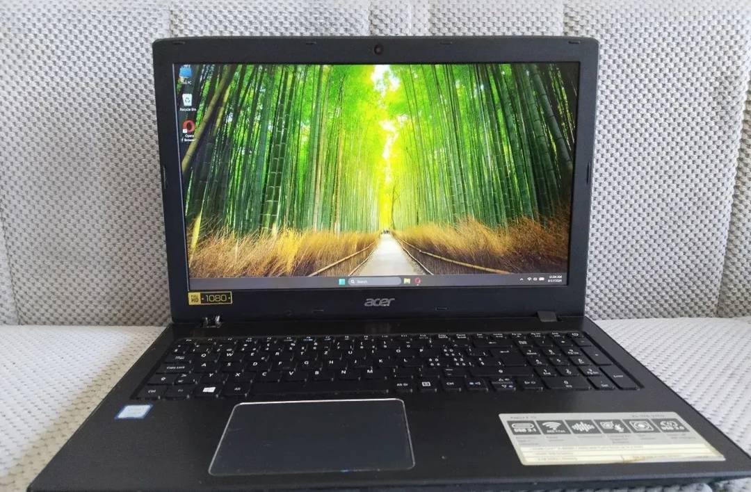 Laptop Acer Aspire 15,6" — i5 8250U, 8 GB RAM, 128 GB SSD + 1 TB HDD