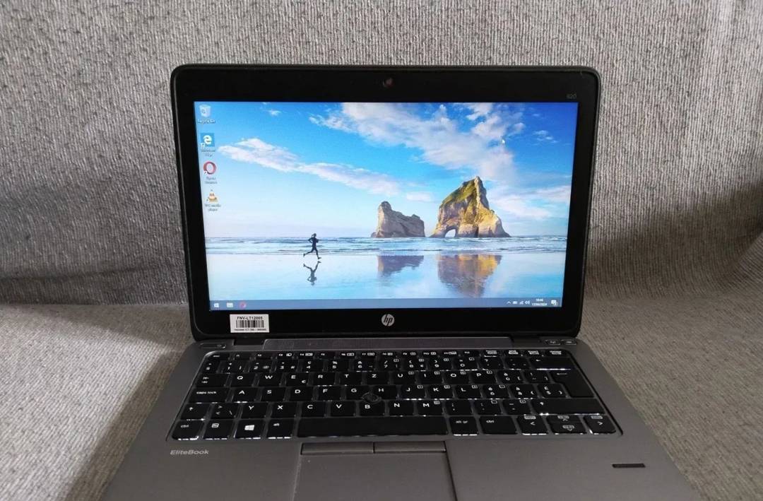 Prenosnik HP EliteBook 820 G2 — i7 5500U, 8 GB RAM, 256 GB SSD