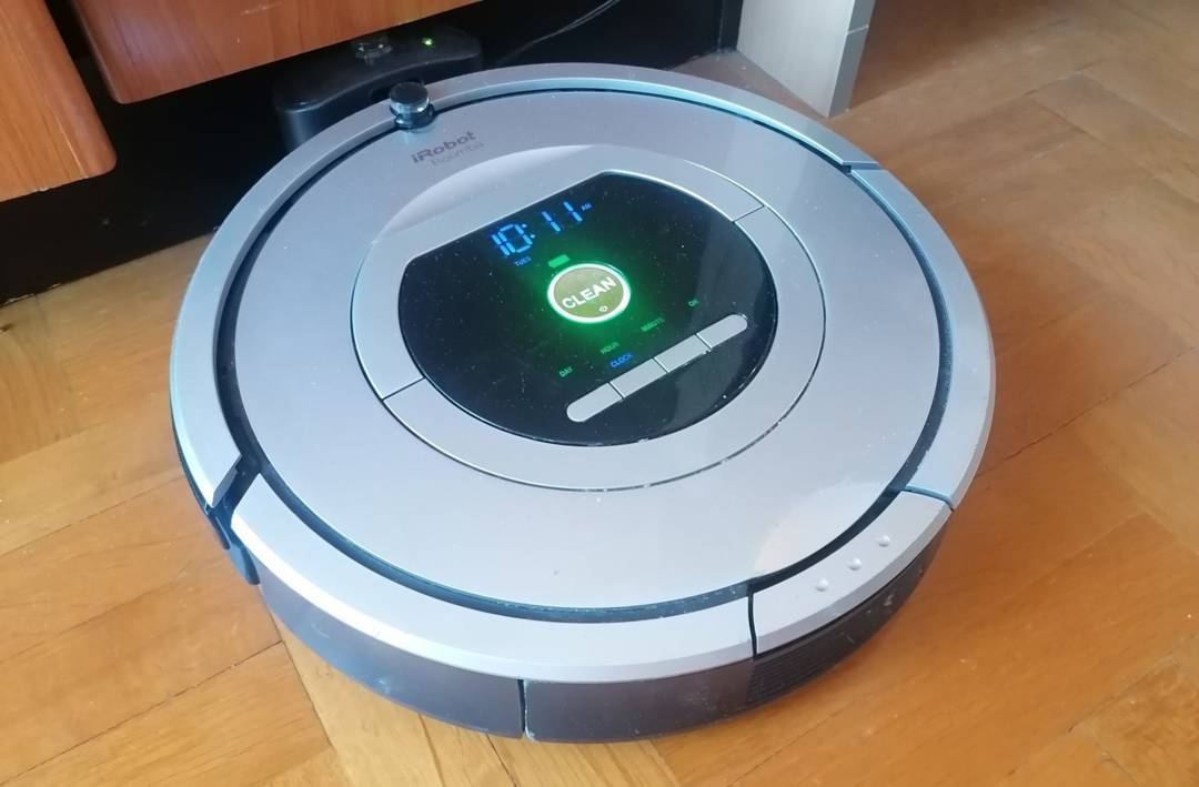 Robot usisavač iRobot Roomba 760