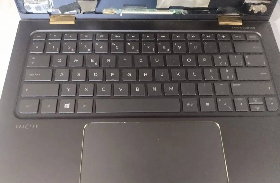 Ноутбук HP Spectre x360 13-4286nz (на запчасти)