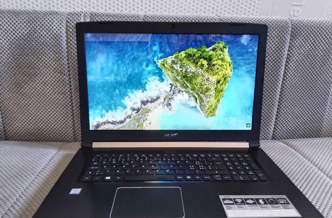 Лаптоп Acer Aspire 5 A517-51 — i5 8250U, 8 GB RAM, 128 GB SSD + 1 TB HDD