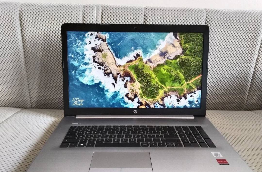 HP ProBook 470 G7 laptop — i7 10510U, 16 GB RAM, 256 GB SSD + 1 TB HDD