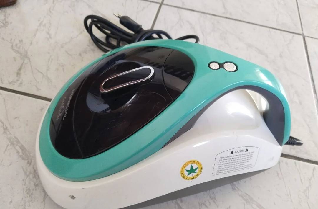 Aspirator UV-C pentru lenjerie de pat Moneual CareWin