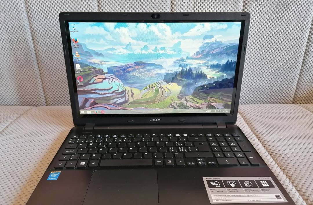 Laptop Acer Aspire E5-511P — Intel N3530, 4 GB RAM, 1 TB HDD