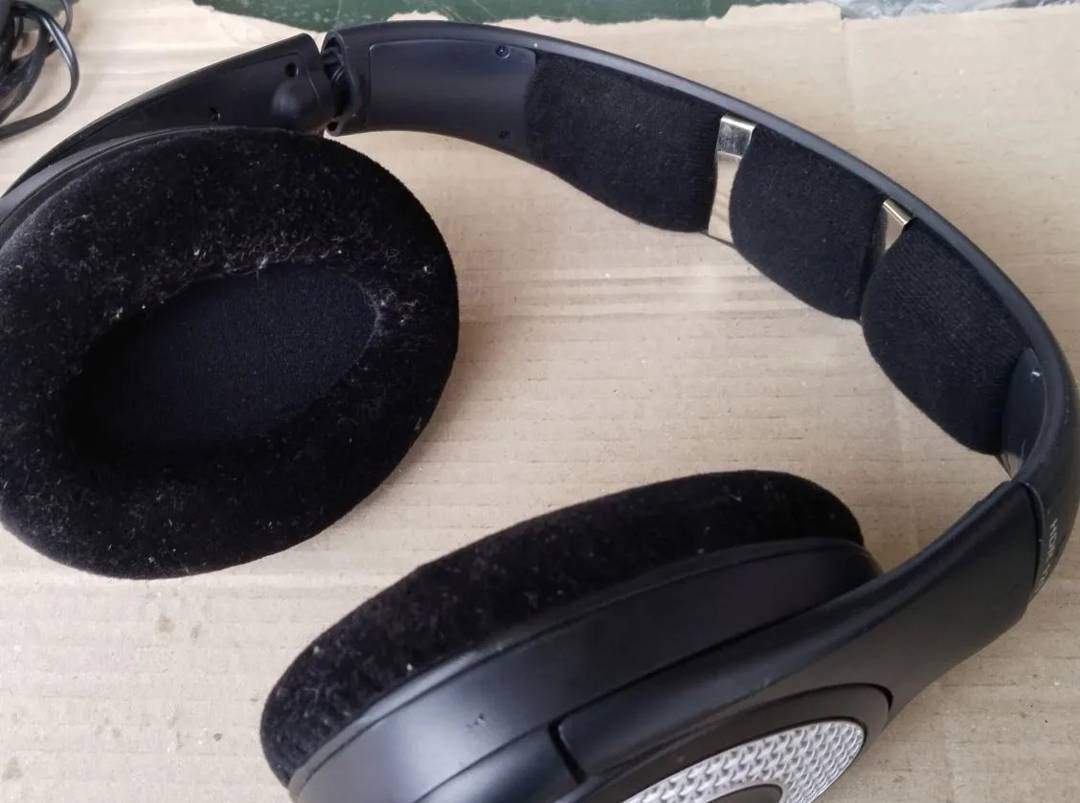 Brezžične slušalke Sennheiser HDR 125
