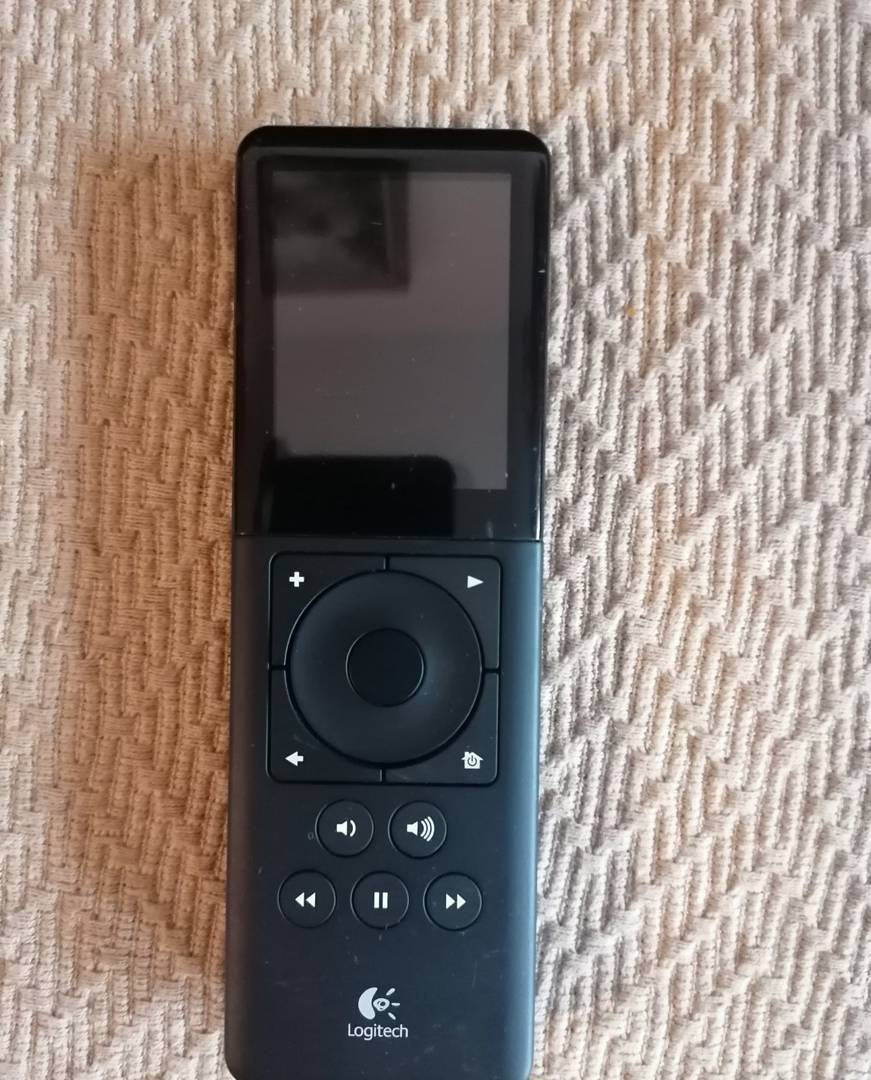 Univerzalni daljinski upravljalnik Logitech C-RL65