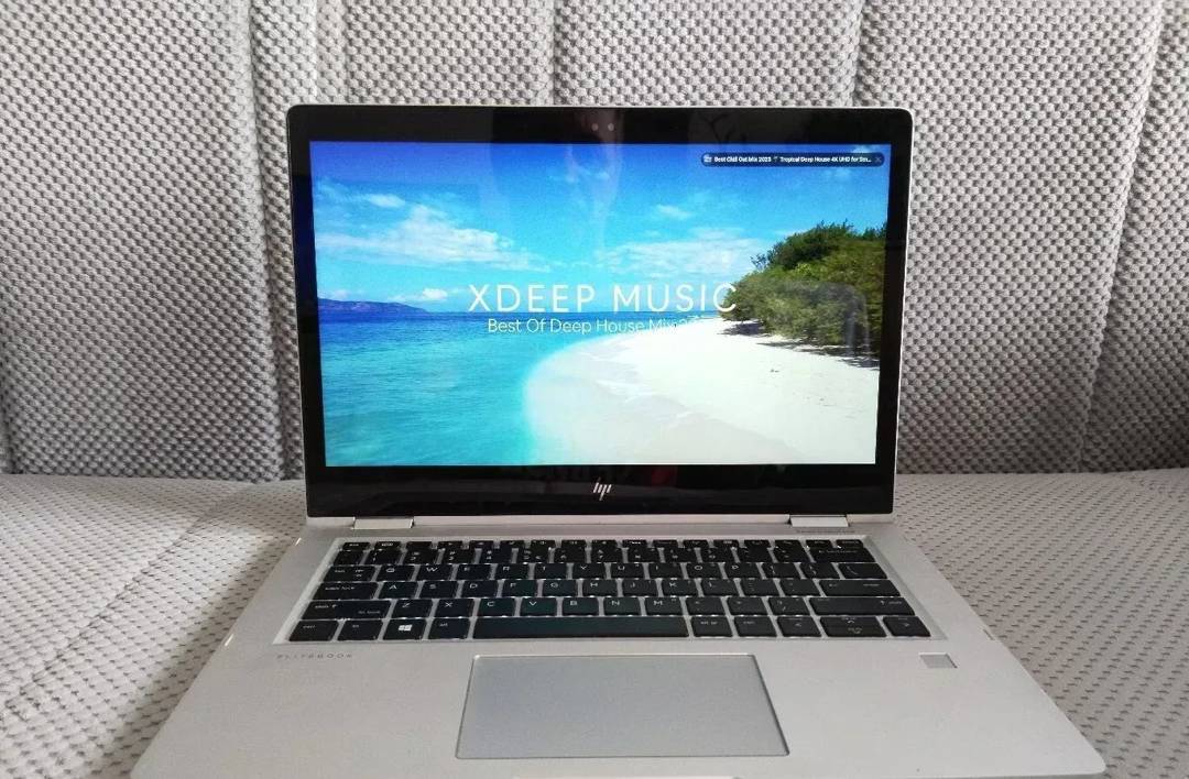 Лаптоп HP EliteBook x360 1030 G2 — i5 7300U, 8 GB RAM, 128 GB SSD