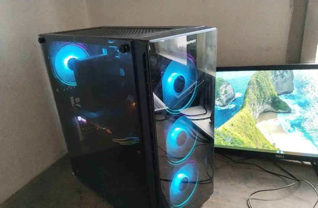 Gaming računalo Ryzen 5 5600G — GTX 1070 8 GB, 16 GB RAM, 500 GB NVMe SSD