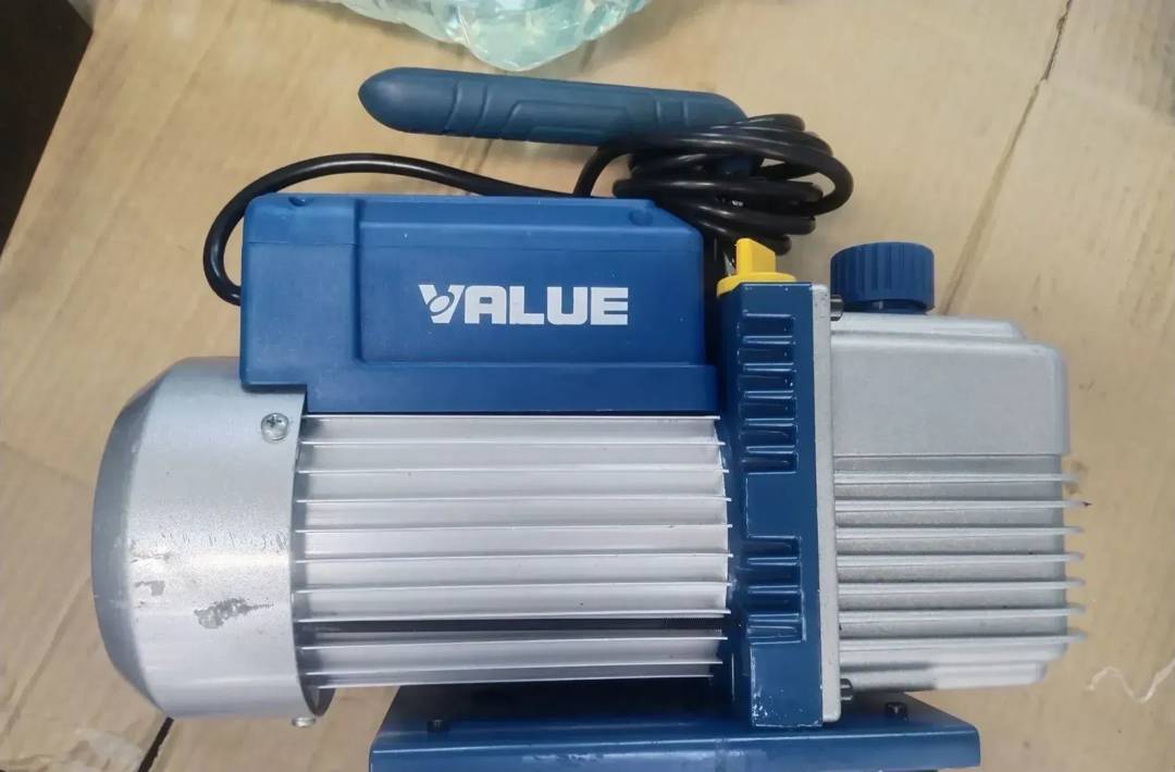 Vakuumska črpalka Value V-i220YG-R32