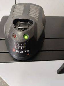 Punjač Würth AL 30-LI 10,8 V — Novi Sad