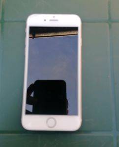 Mobilni telefon Apple iPhone 6 (pokvarjen) — Novi Sad