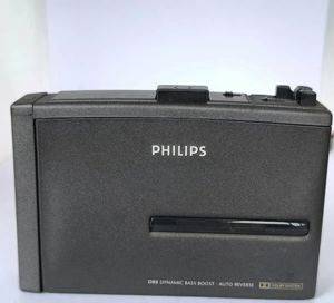 Kasetni predvajalnik Philips AQ6613/00 — Novi Sad