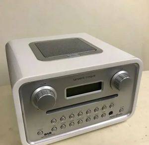 Radio Tangent Cinque — DAB/FM, CD, AUX — Novi Sad