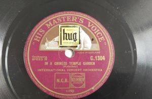 Gramofonska ploča His Master's Voice C.1304 — In a Chinese Temple Garden — Novi Sad